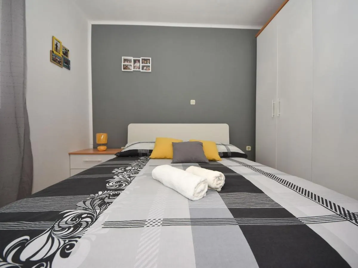 Holiday Home Karlo By Interhome Posedarje