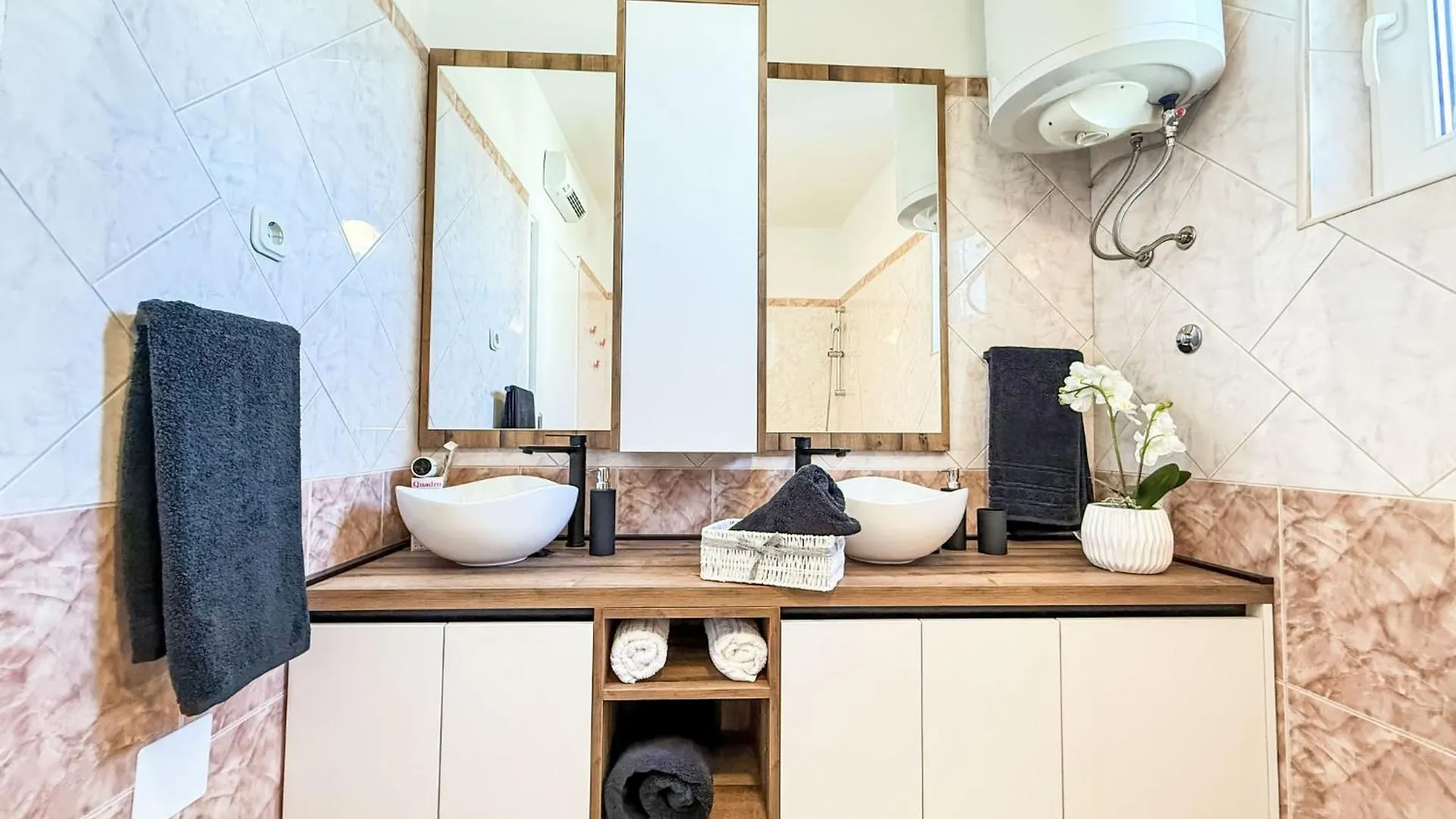 Holiday Home Karlo By Interhome Posedarje